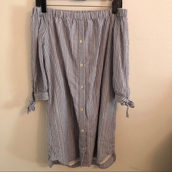 Madewell Dresses & Skirts - Madewell Seersucker Off the Shoulder Shirt Dress